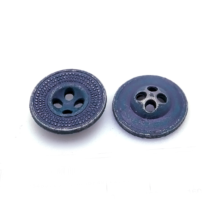 18L-11.5mm 合金凸点四孔钮  点纹 网纹